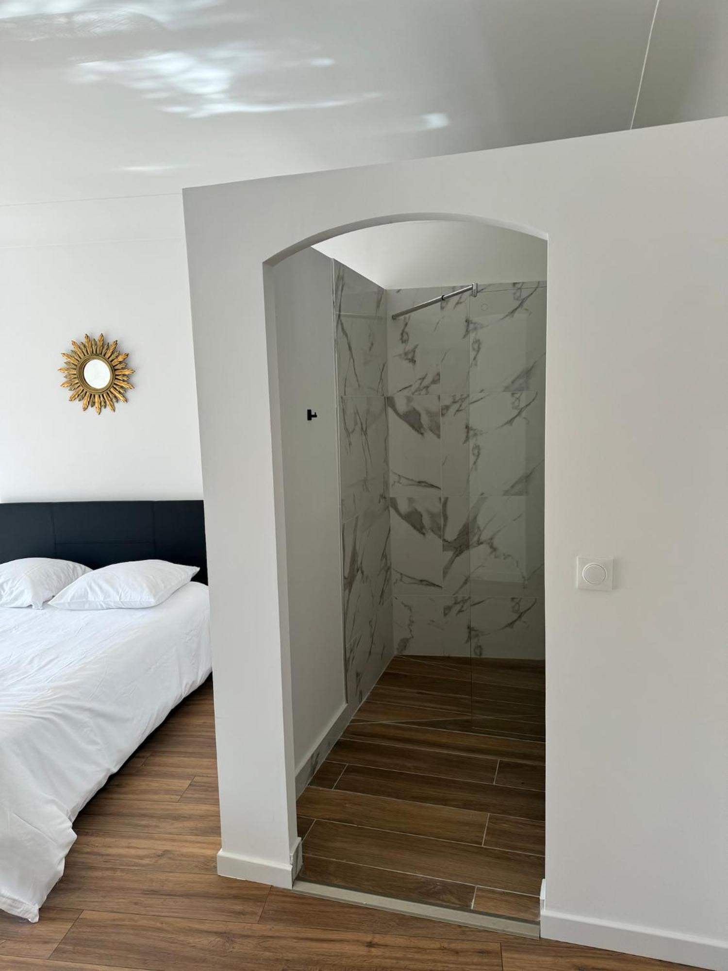 Logis Dore Apartment Menton
